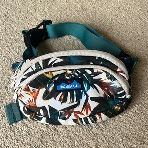 KAVU Spectator Fanny Pack
